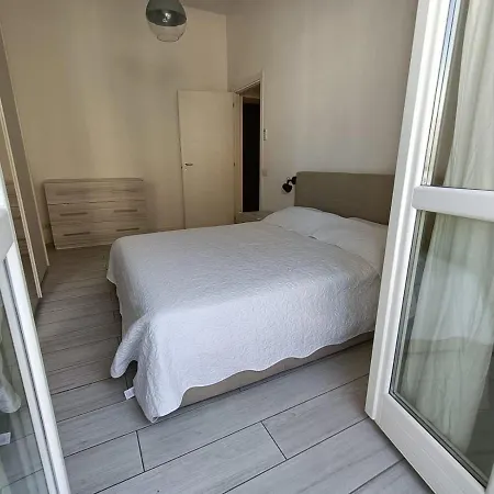 Bilocale Metro Argonne Apartment Milan